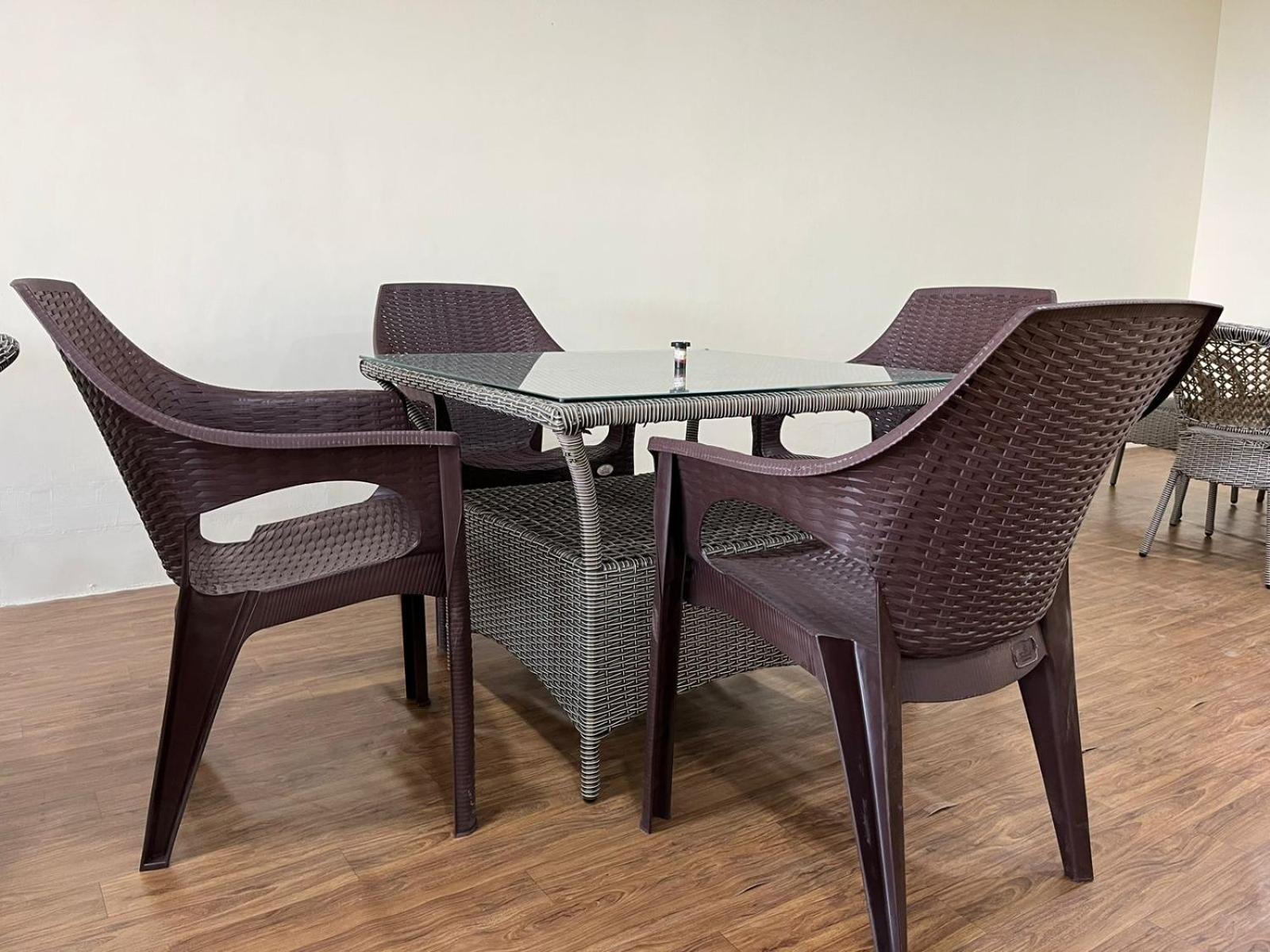 שימלה The Ashoka Inn 300Mts Walkable From Mall Road מראה חיצוני תמונה